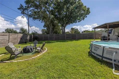 1043 60th Avenue N St Petersburg FL 33703