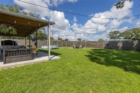 1043 60th Avenue N St Petersburg FL 33703