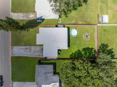1043 60th Avenue N St Petersburg FL 33703