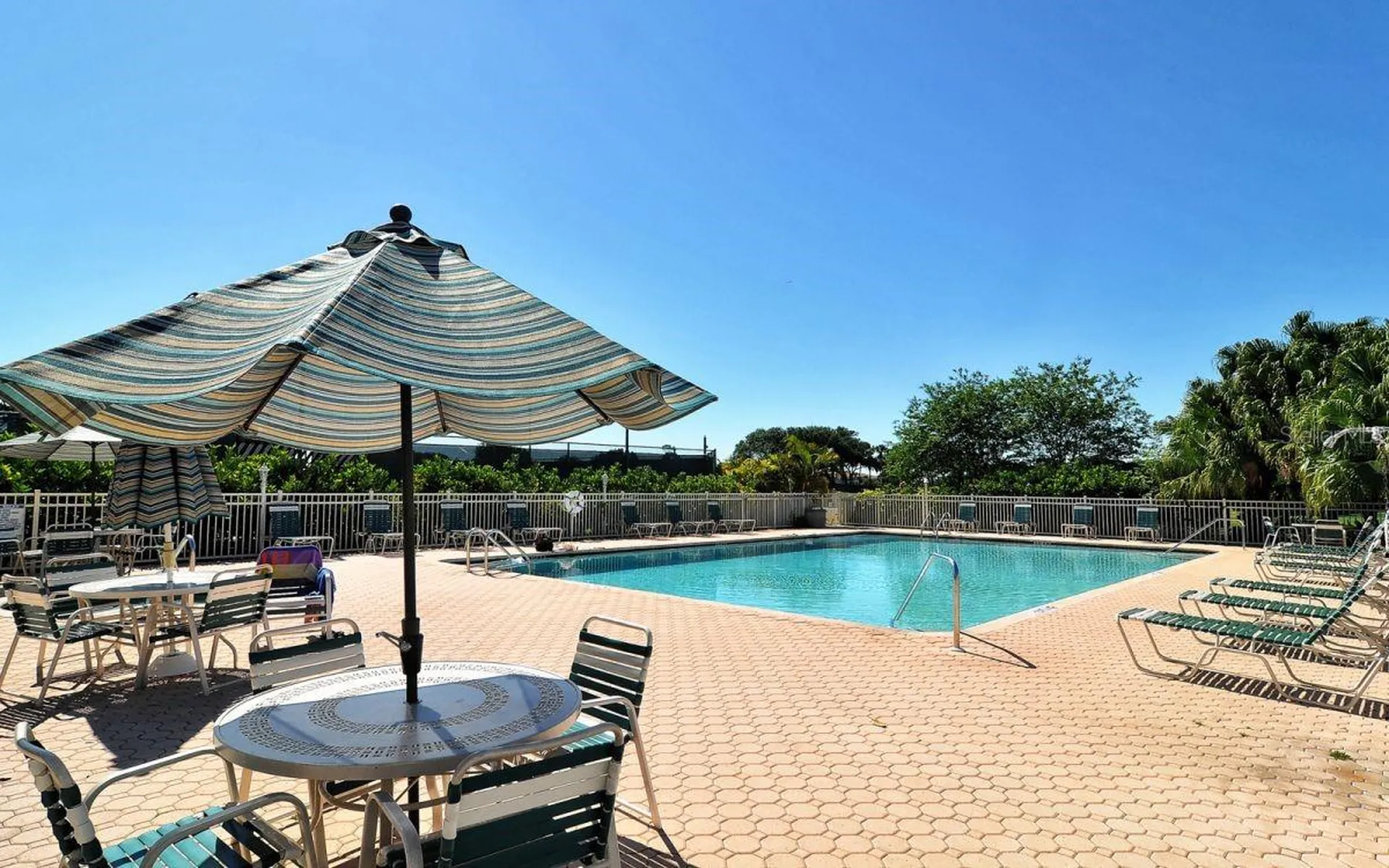 9641 Castle Point Drive Sarasota FL 34238