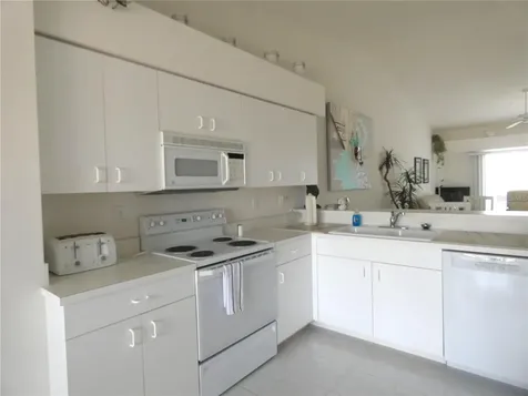 9641 Castle Point Drive Sarasota FL 34238
