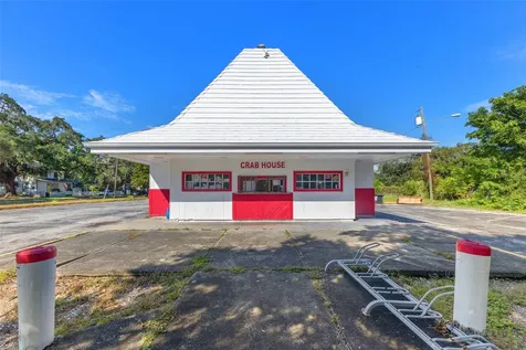 811 Drive Martin Luther King Jr Street S St Petersburg FL 33705