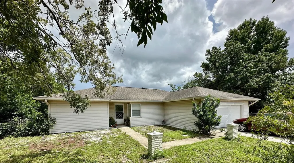 1501 Fort Smith Boulevard Deltona FL 32725