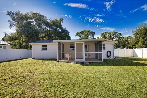 1305 Gulf Coast Boulevard Venice FL 34285