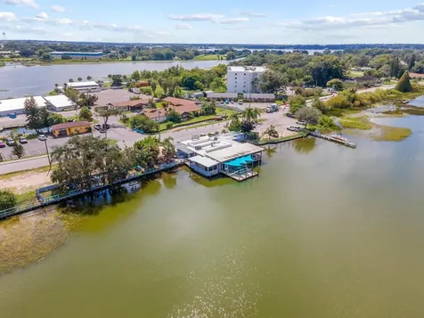715 Carroll Avenue SW Winter Haven FL 33880