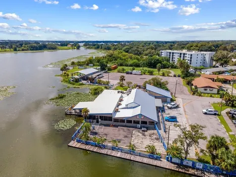 715 Carroll Avenue SW Winter Haven FL 33880