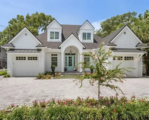1426 S Osprey Avenue Sarasota FL 34239