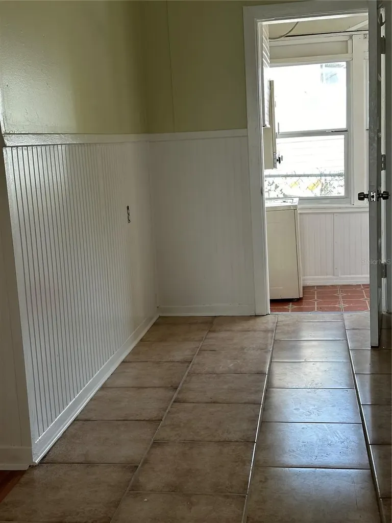 109 Hibiscus Street Tarpon Springs FL 34689