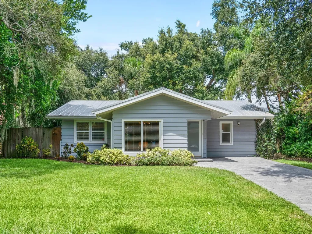 1773 Harmony Lane Sarasota FL 34239