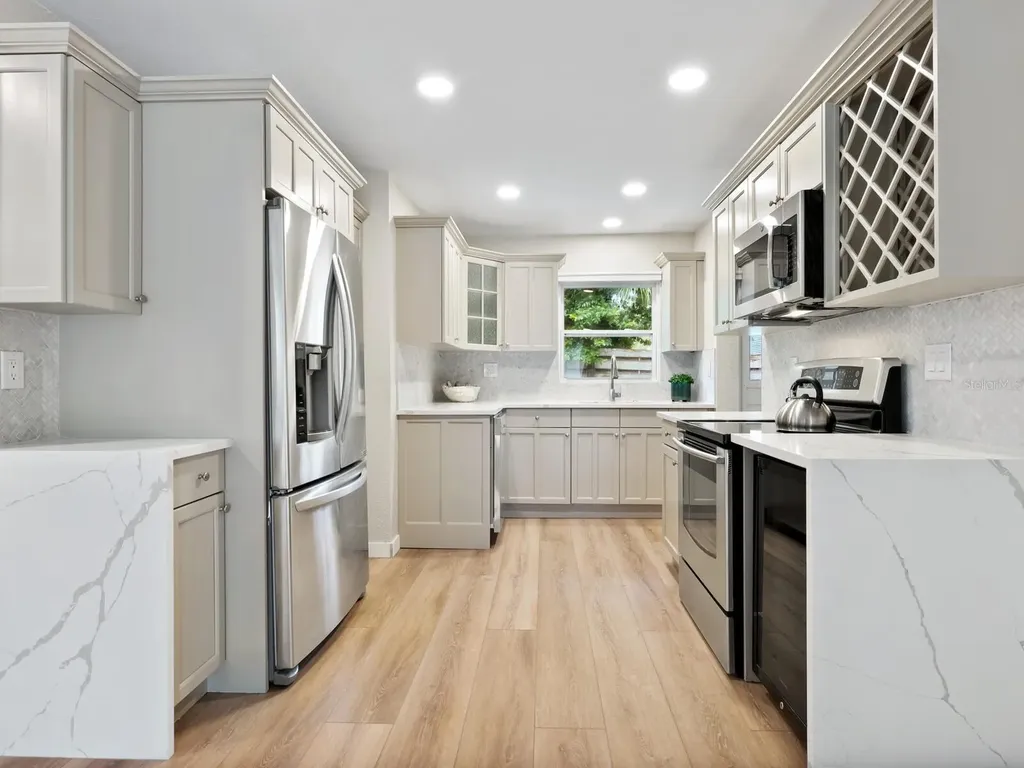 1773 Harmony Lane Sarasota FL 34239