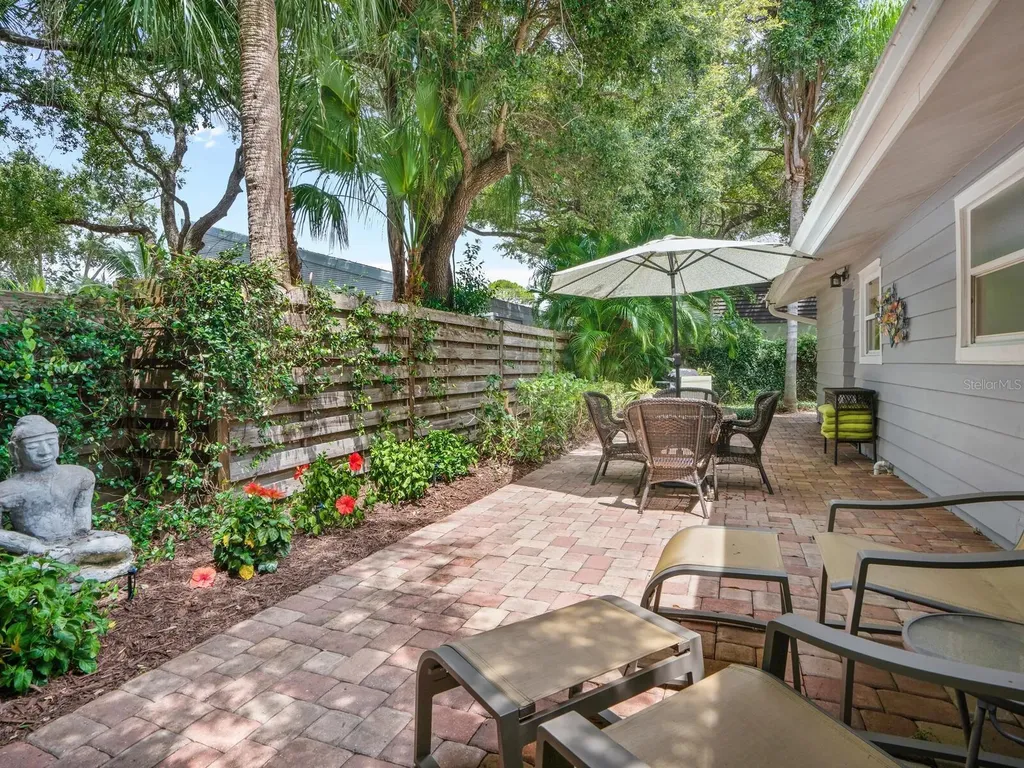 1773 Harmony Lane Sarasota FL 34239