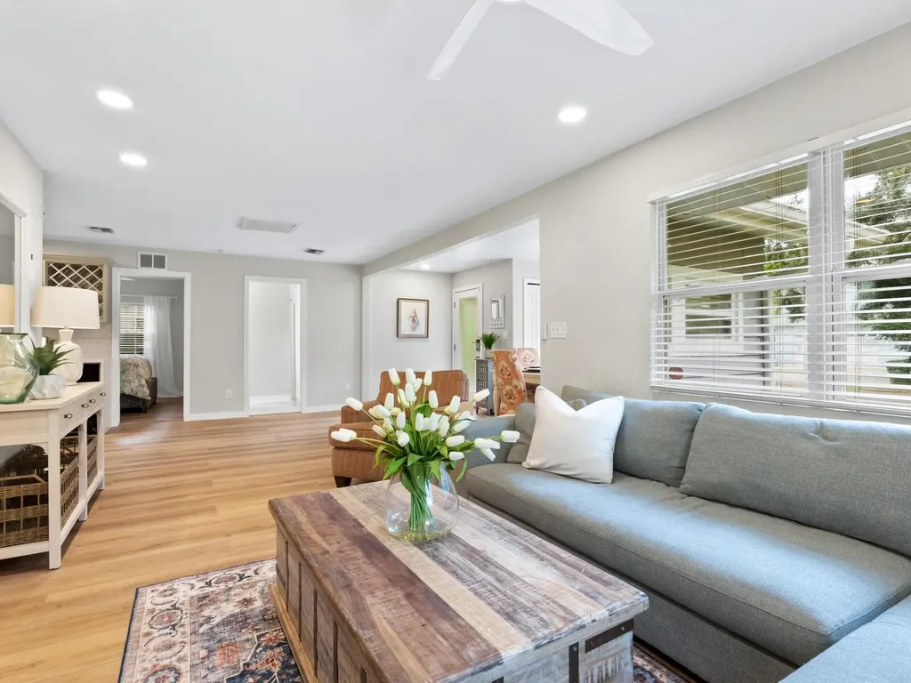 1773 Harmony Lane Sarasota FL 34239