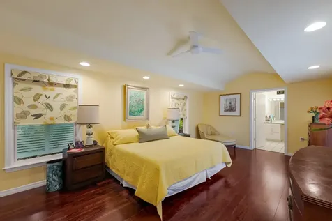 1922 Field Road Sarasota FL 34231