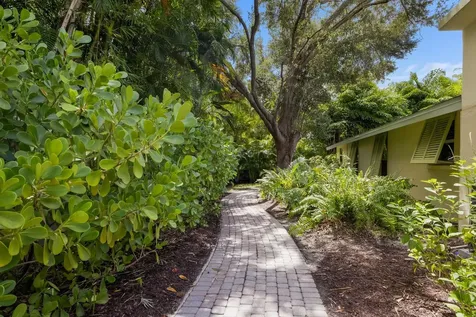 1922 Field Road Sarasota FL 34231