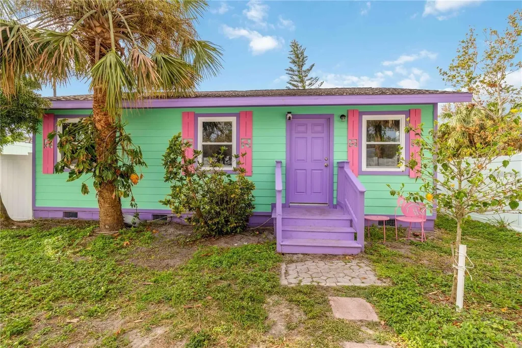1810 Mova Street Sarasota FL 34231