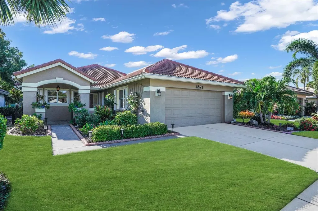 4571 Deer Trail Boulevard Sarasota FL 34238