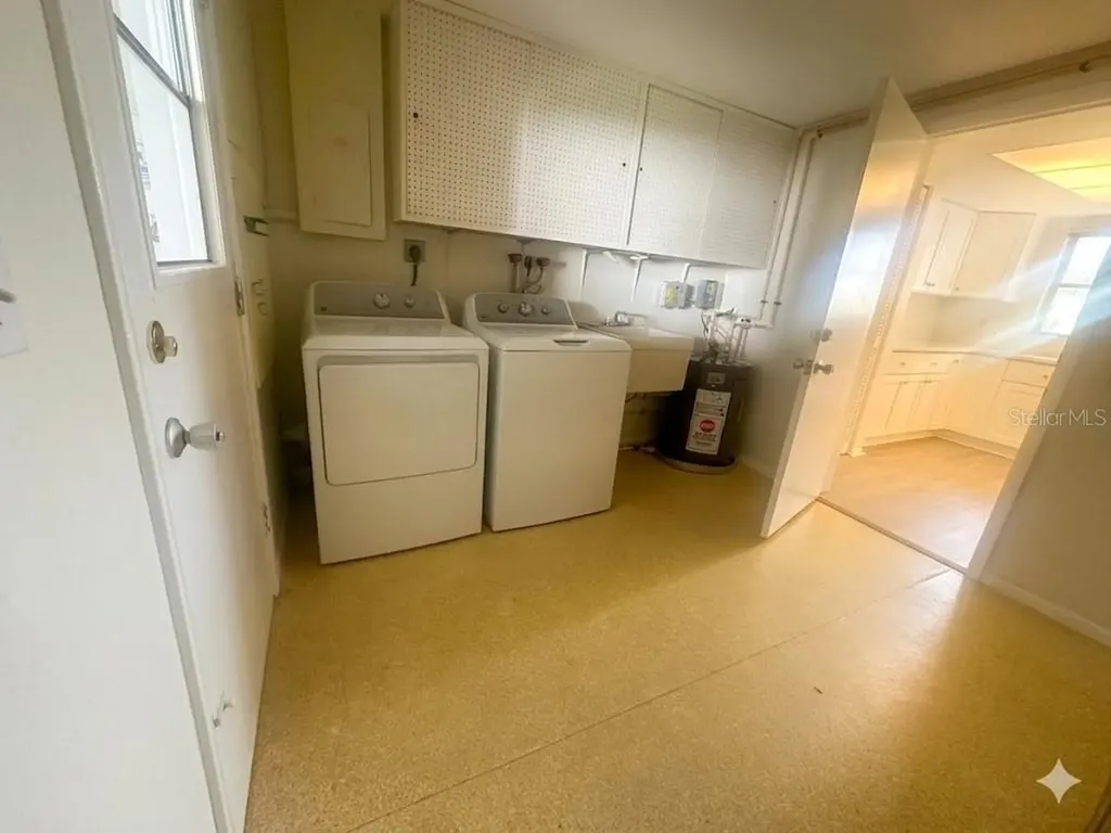 3280 Southfield Lane Sarasota FL 34239
