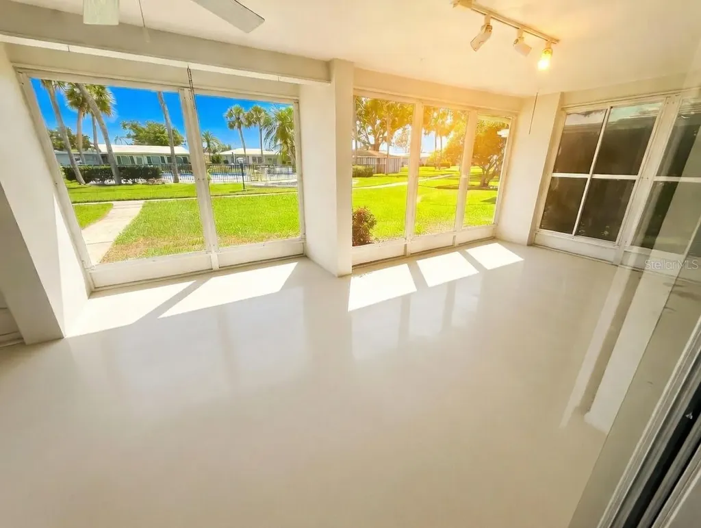 3280 Southfield Lane Sarasota FL 34239