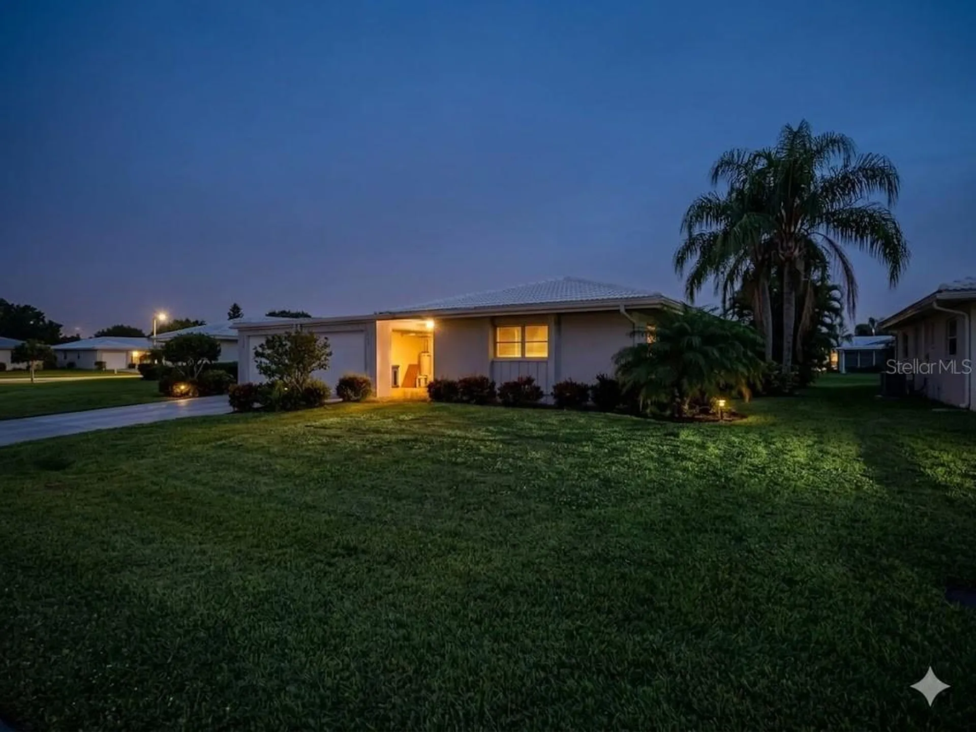 3280 Southfield Lane Sarasota FL 34239