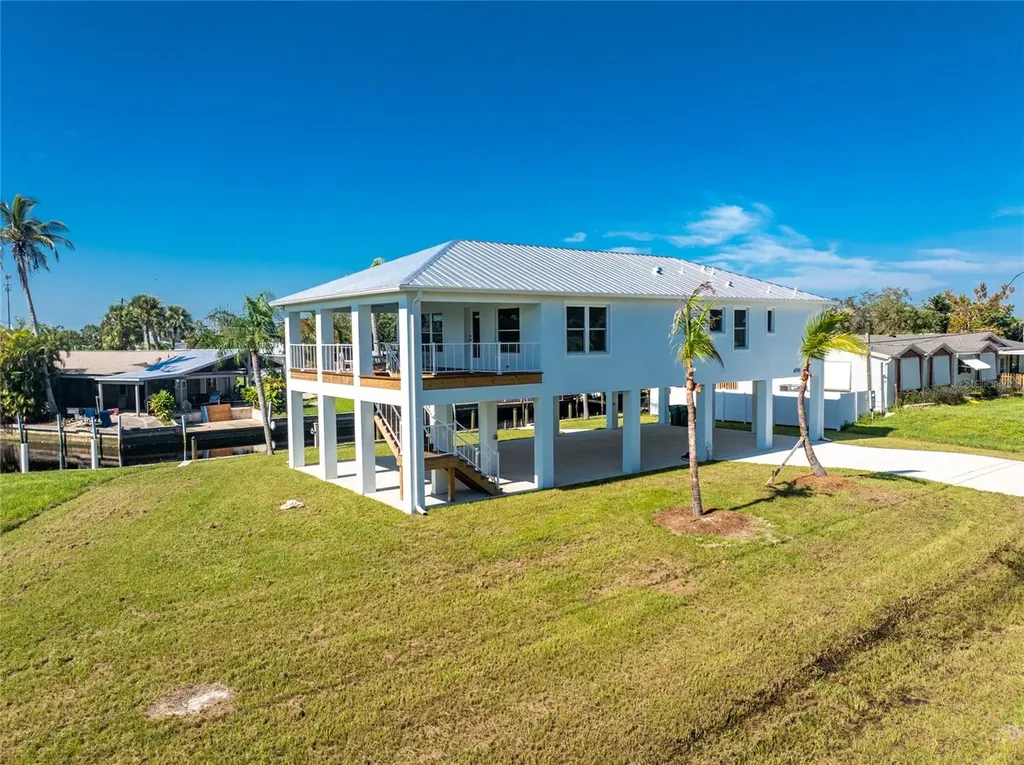 4199 Hollis Avenue Port Charlotte FL 33953