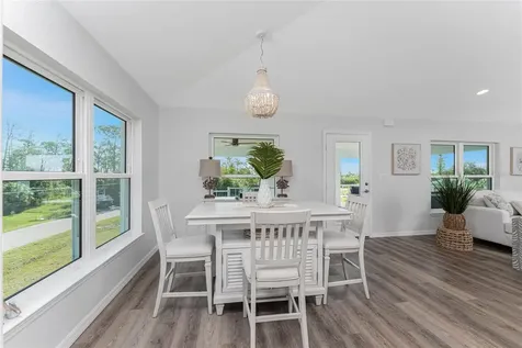 4199 Hollis Avenue Port Charlotte FL 33953