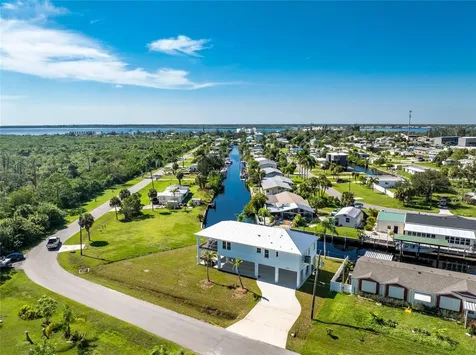 4199 Hollis Avenue Port Charlotte FL 33953