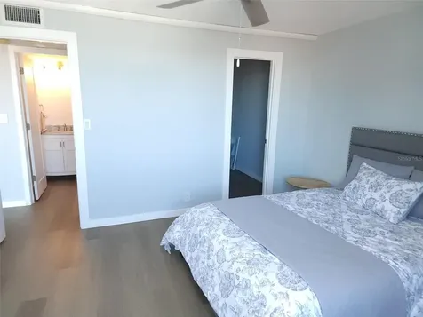 255 Dolphin Point Clearwater FL 33767