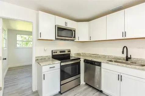 138 Kingston Avenue Daytona Beach FL 32114