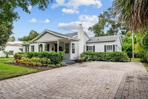 3405 W Gray Court Tampa FL 33609
