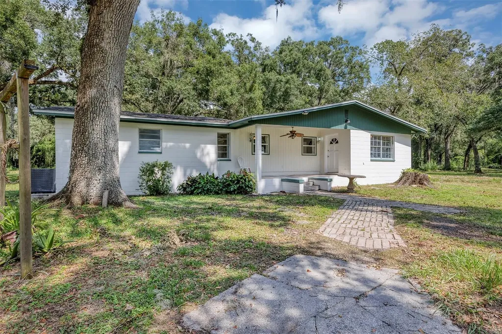 5311 Shady Oak Drive N Lakeland FL 33810