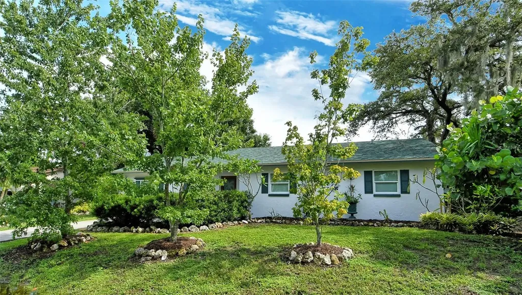 4724 Seville Drive Sarasota FL 34235