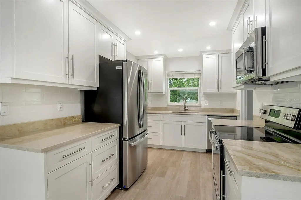 4724 Seville Drive Sarasota FL 34235