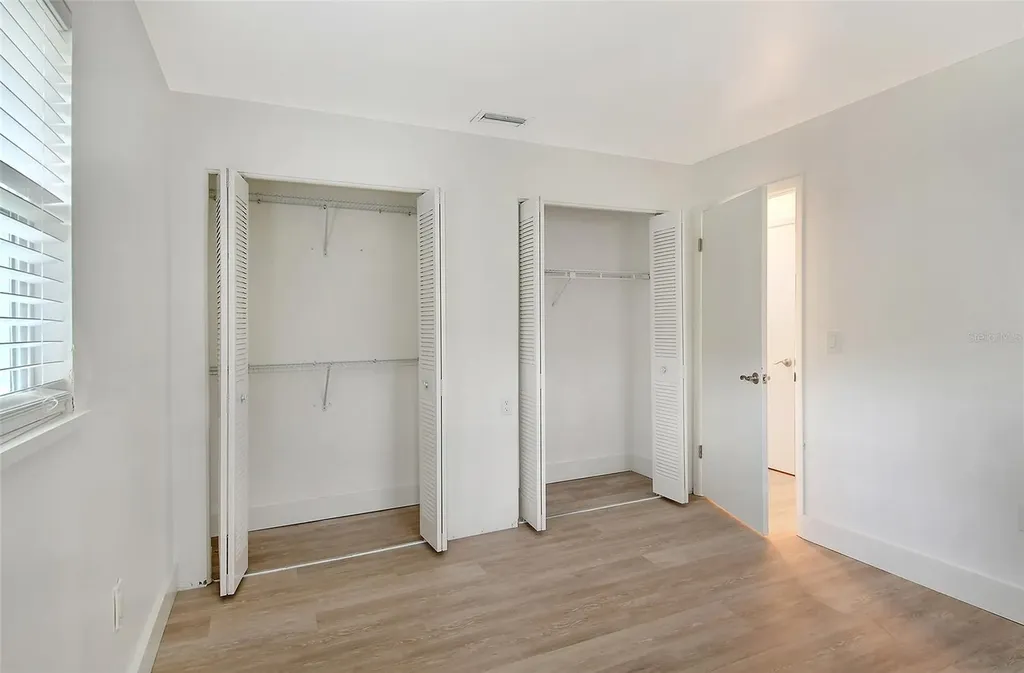 4724 Seville Drive Sarasota FL 34235