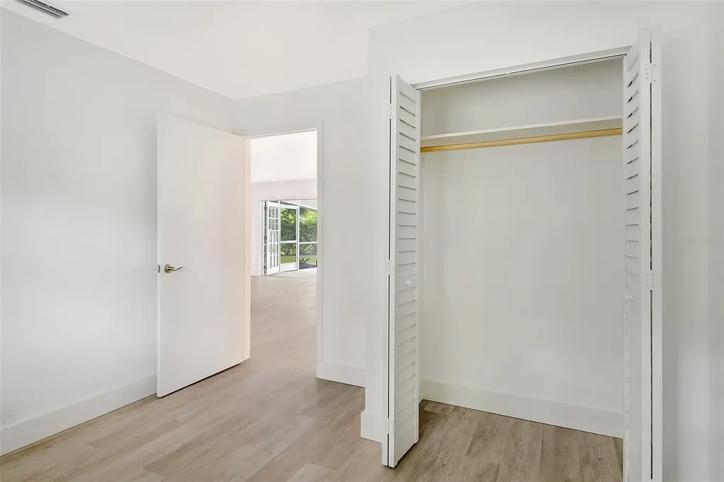 4724 Seville Drive Sarasota FL 34235