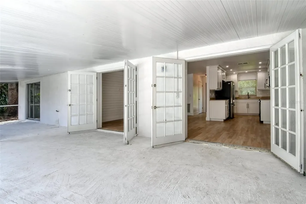 4724 Seville Drive Sarasota FL 34235