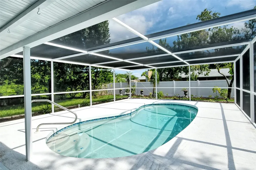 4724 Seville Drive Sarasota FL 34235