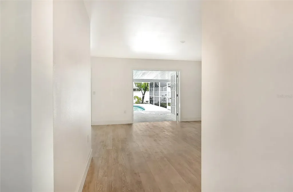 4724 Seville Drive Sarasota FL 34235