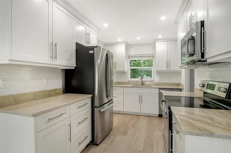 4724 Seville Drive Sarasota FL 34235