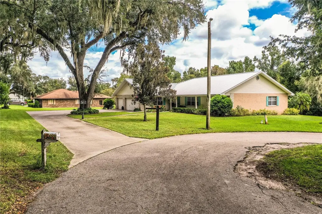 310 Willow Oak Court Fort Meade FL 33841