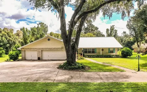 310 Willow Oak Court Fort Meade FL 33841
