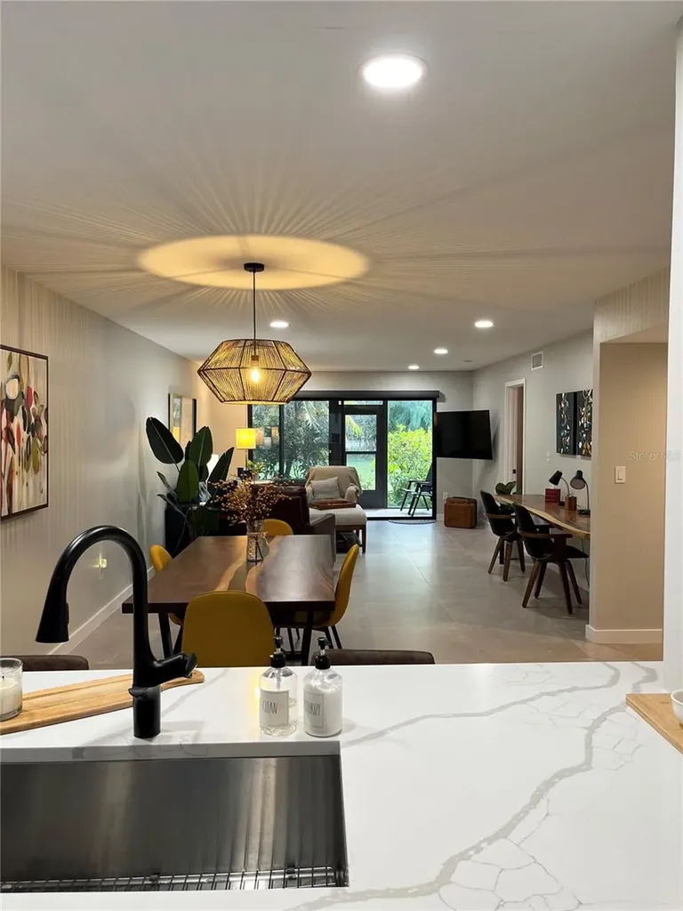 1628 Clower Creek Drive Sarasota FL 34231