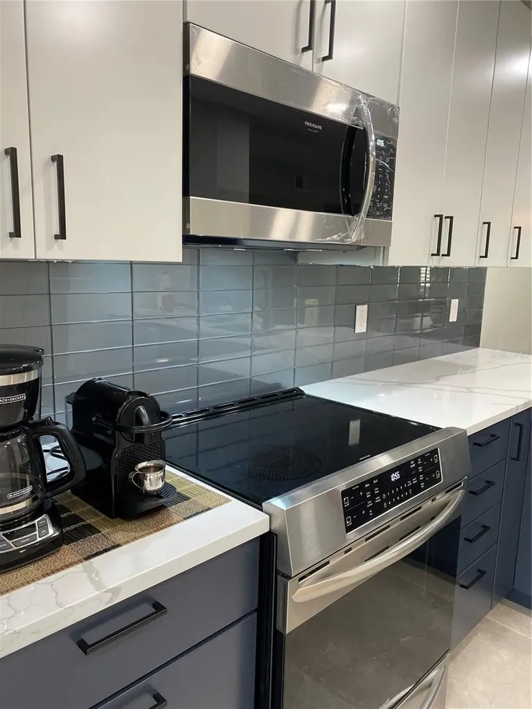 1628 Clower Creek Drive Sarasota FL 34231