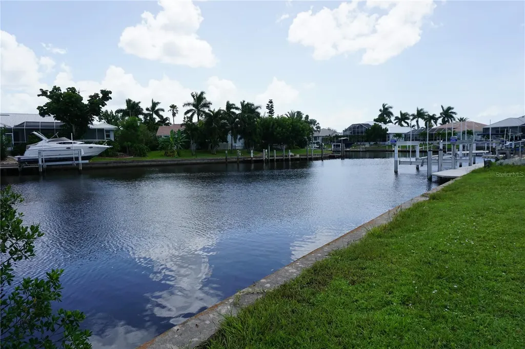 1417 Kittiwake Drive Punta Gorda FL 33950