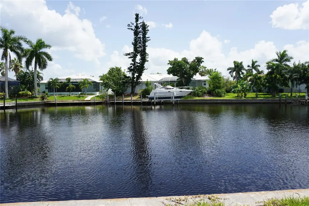1417 Kittiwake Drive Punta Gorda FL 33950