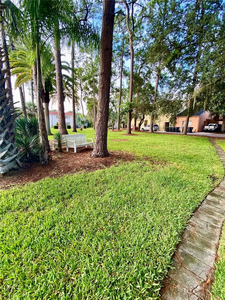 1100 Martinique Drive Winter Haven FL 33884
