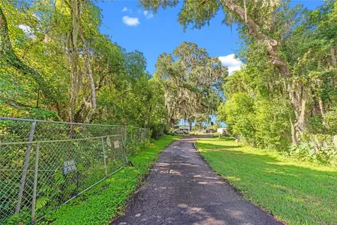 4401 Mcgee Road Plant City FL 33565