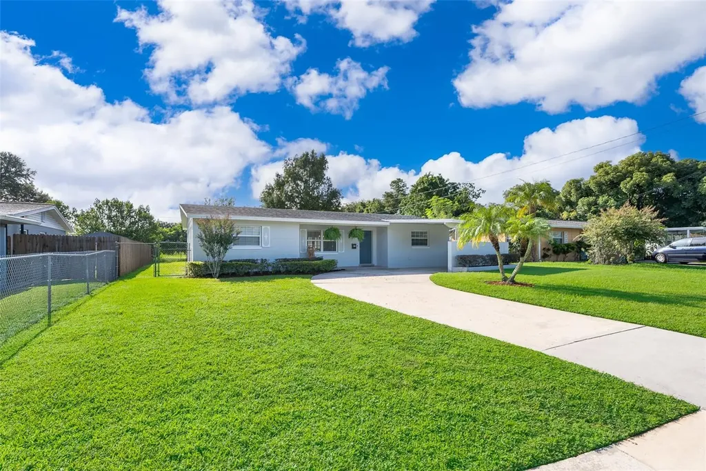 1129 Park Manor Drive Orlando FL 32825