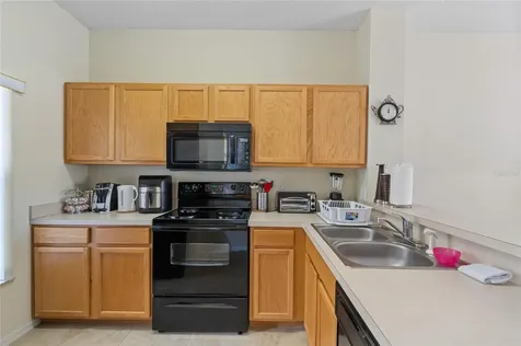 4731 Vero Beach Place Kissimmee FL 34746