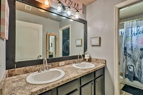 851 NW 231st Way Newberry FL 32669