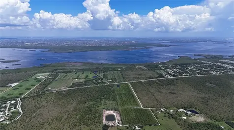 6455 Stringfellow Road St James City FL 33956